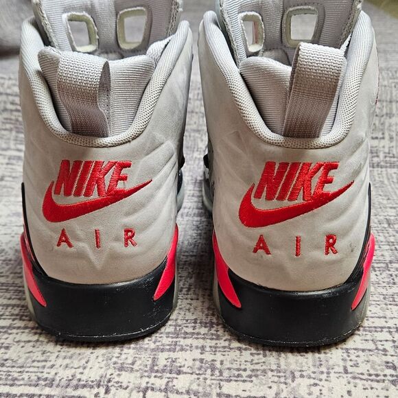 Nike Air Jordan Jumpman MVP Men's shoes. DZ4475-026 . White/Black/Red. Choose SZ - Picture 5 of 16